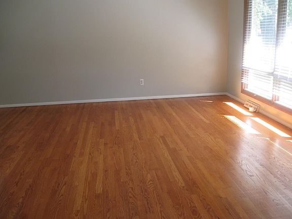 Add'l Living Room View