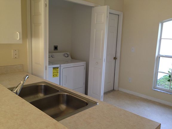 5th image of 2152 Wagonwheel Ave SE