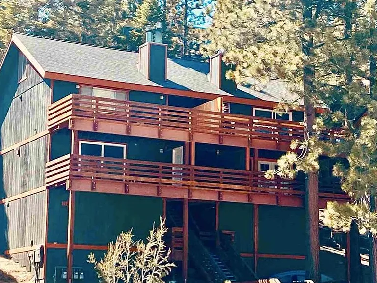 Building Exterior (unit at top right side)