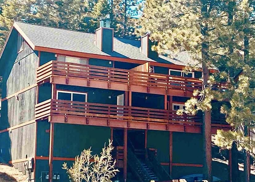 Building Exterior (unit at top right side)