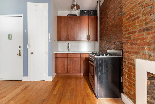 Rented by Regency Management Inc. | media 11