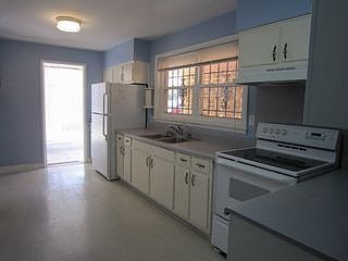 3rd image of 123 Armstrong Ave