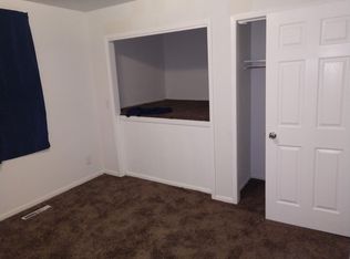 908 Emma Ave, Des Moines, IA 50315