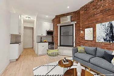 77 Perry Street, #3C