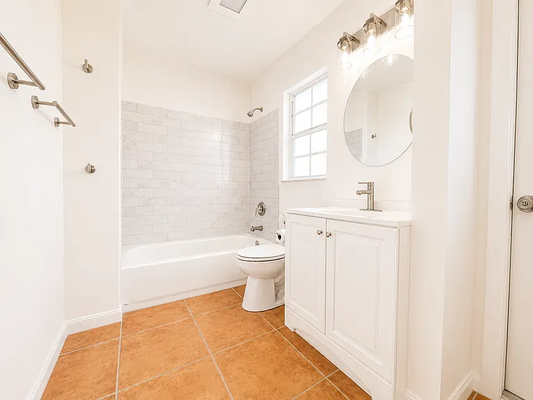 11387 Waterford Village Dr — Photo 8