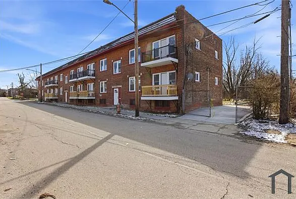 2 bed, $1,250 — Photo 2