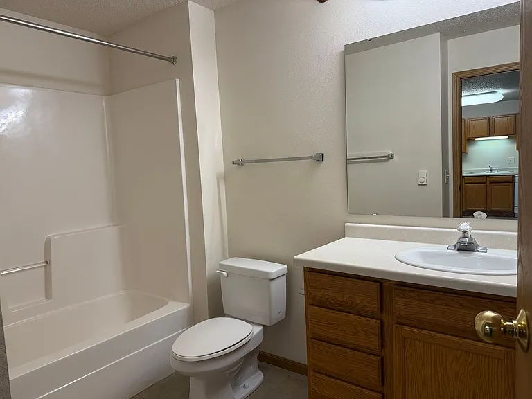 Pointe West II — Photo 16