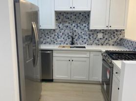 1229 N Spaulding Ave