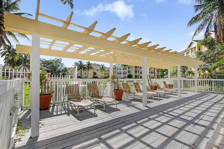 1 bed, 1.0 bath, 700 sqft, $2,000 — Photo 3