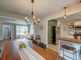 1429 Macarthur Rd, Madison, WI 53714