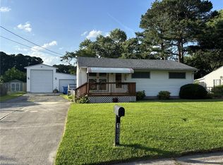 1006 Wadena Rd, Chesapeake, VA 23320