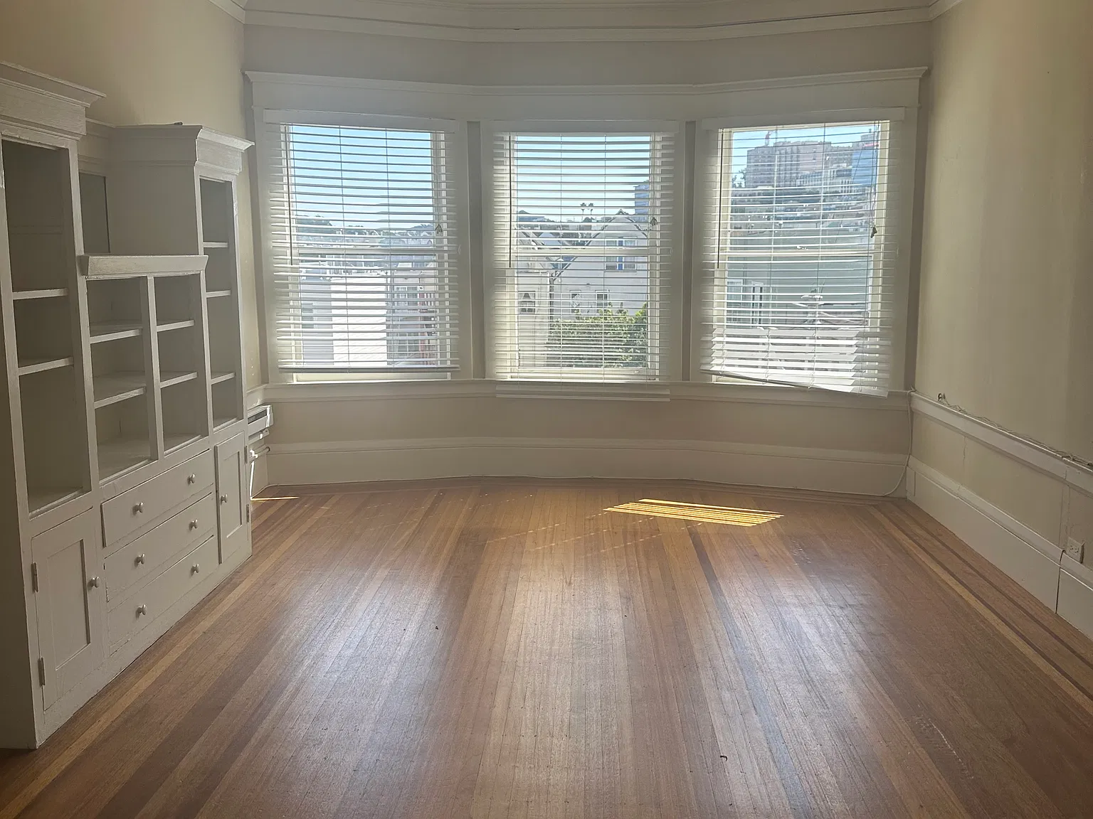 1 bed, 750 sqft, $4,000 — Photo 2