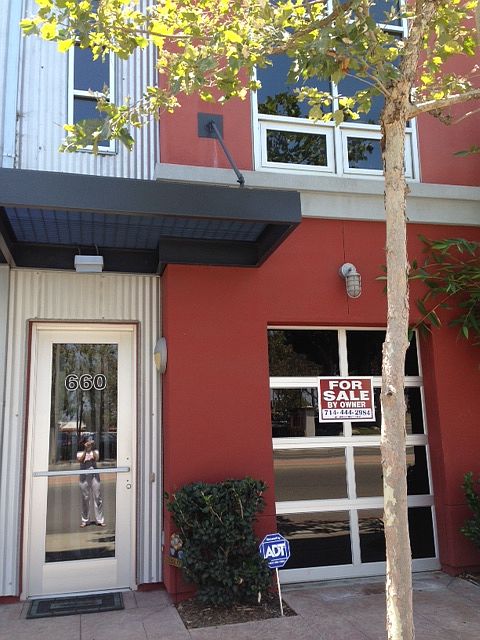 1st image of 660 N Santiago St