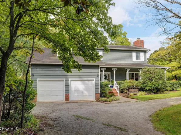 202 Golf Terrace Court, Hampstead, NC 28443