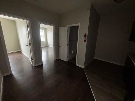 4th image of 812 Clinton Ave #4