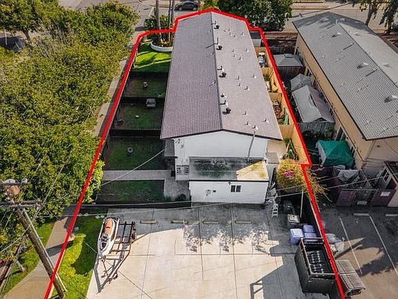 3rd image of 748 Calla Ave APT C