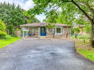 2662 Kinnerton Cres, Mississauga, ON L5K 2B2