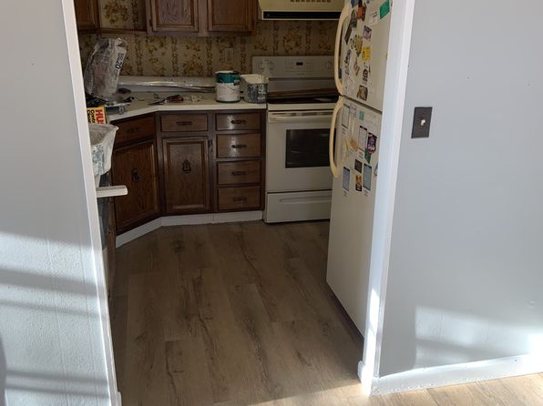 16 E Main St #11503446