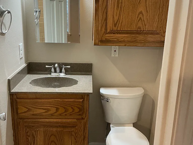 3408 Leith Ave — Photo 22
