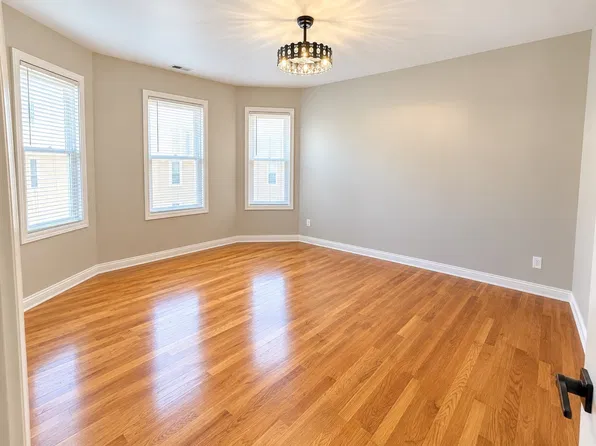 23 Trident Ave #1, Winthrop, MA 02152