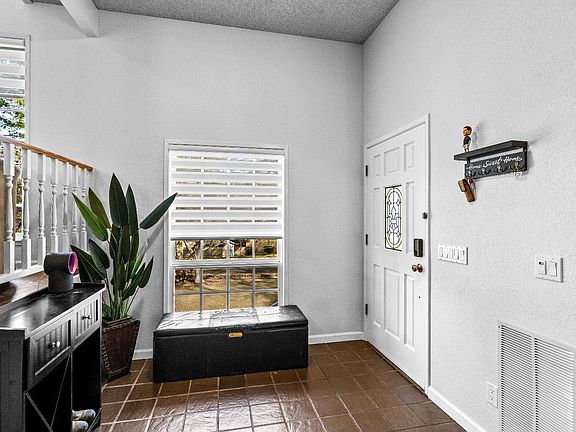 5th image of 12 Cold Springs Road