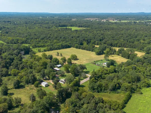 2395 Mount Lebanon Rd, Lewisburg, TN 37091