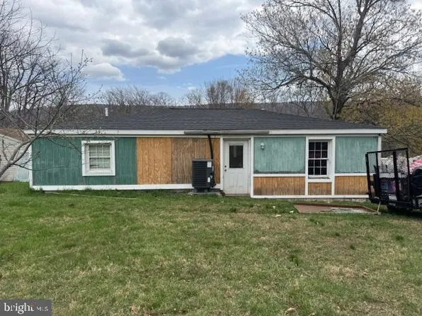 522 Mission Rd, Harpers Ferry, WV 25425