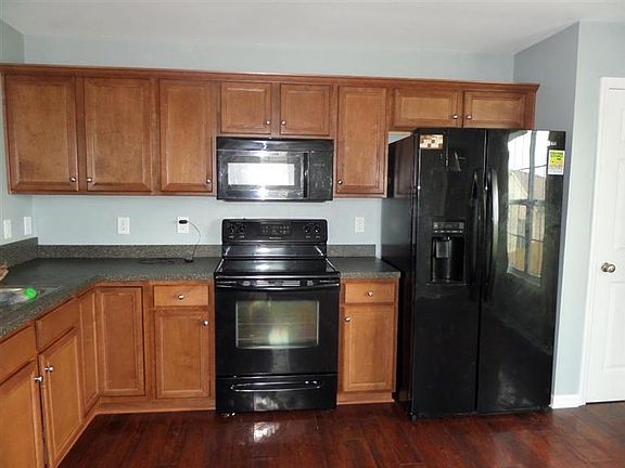 2nd image of 713 Elverton Ct
