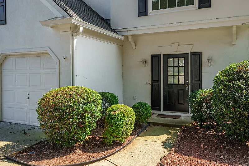 3 bed, 2.5 bath, 1836 sqft, $2,650 — Photo 4