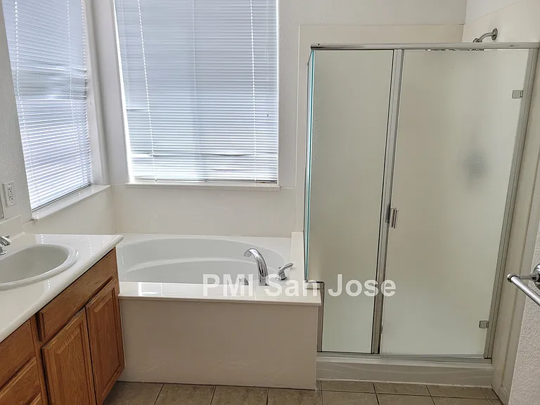 1652 Salamoni Ct — Photo 9