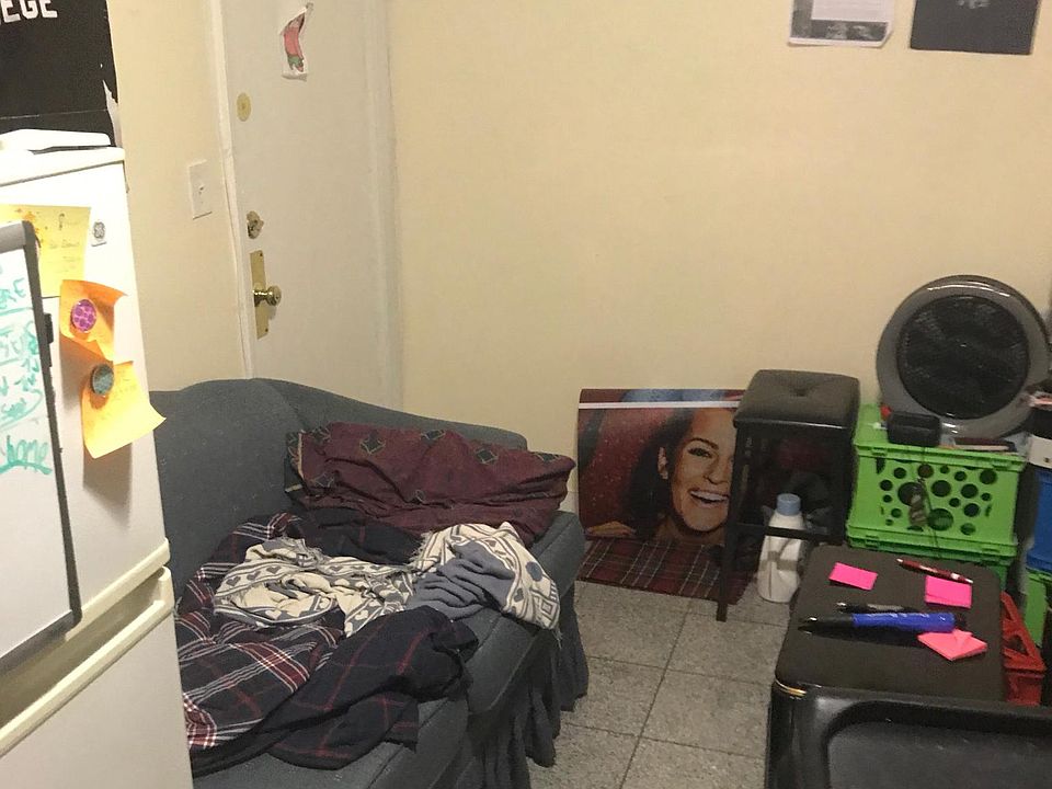 2nd image of 70 Joy St #Seventeen