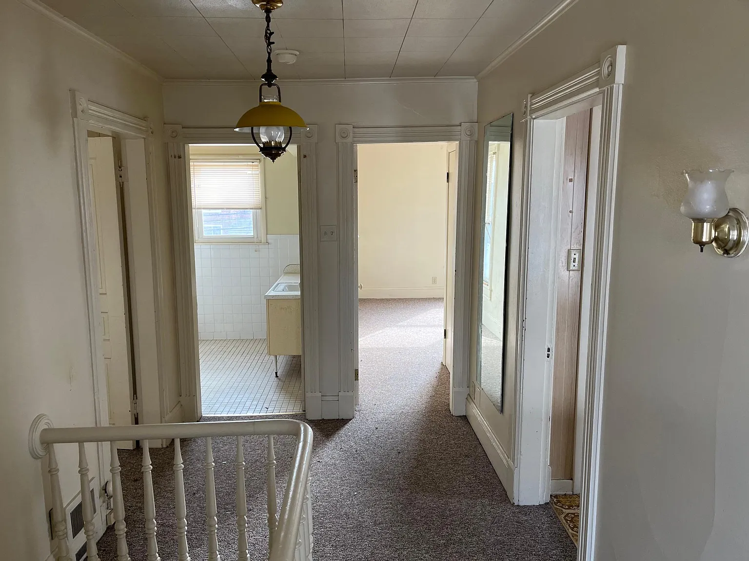 306 W Pike St photo 1