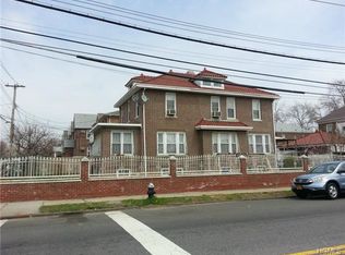 2400 Laconia Ave, Bronx, NY 10469