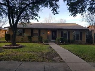 2805 Ashglen Dr, Garland, TX 75043