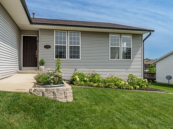 3rd image of 853 Goosedown Dr
