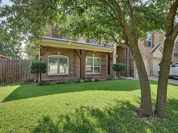 2nd image of 101 Autumnwood Dr