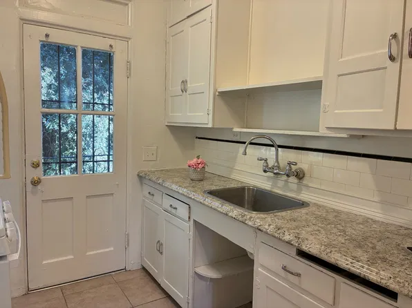 201 Jones St, Modesto, CA