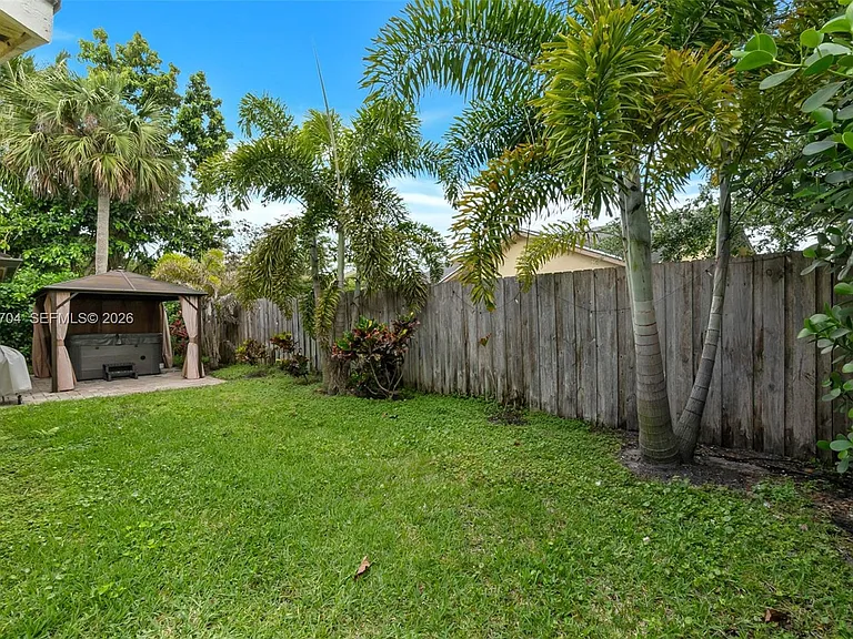 4220 Grove Park Ln — Photo 30