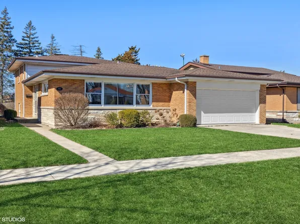 1918 Westchester Blvd, Westchester, IL 60154