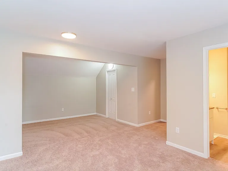 40 Crestview Dr — Photo 9