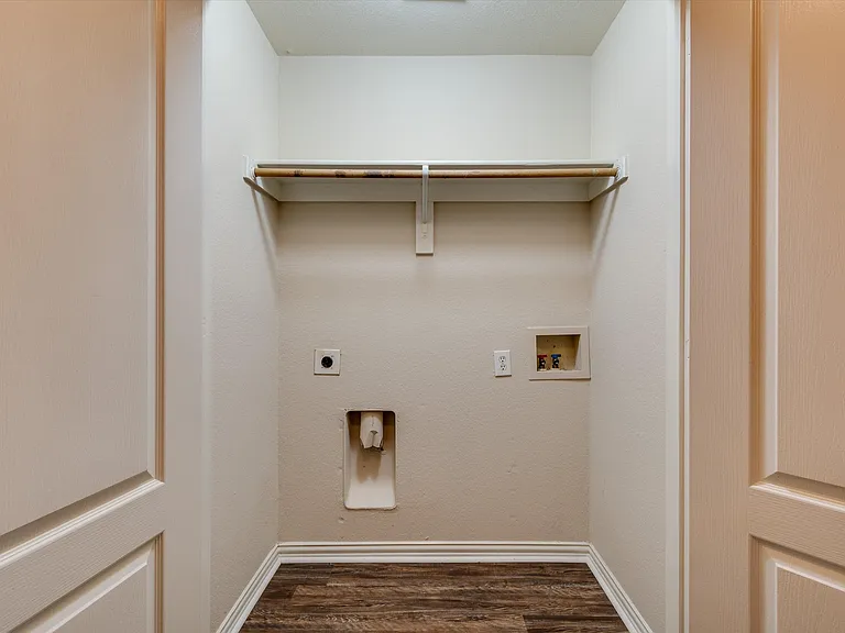 121 Cliff Heights Cir — Photo 25