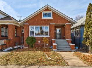 7616 S Luella Ave, Chicago, IL