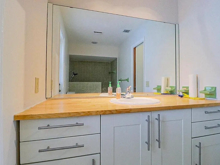 1329 NW 84th Dr — Photo 10