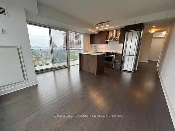 2nd image of 58 Orchard View Blvd #902