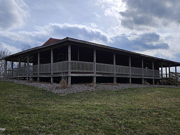 5th image of 2586 Logsdon Cemetery Rd