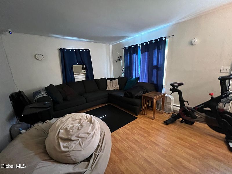 3rd image of 24 Perry Avenue