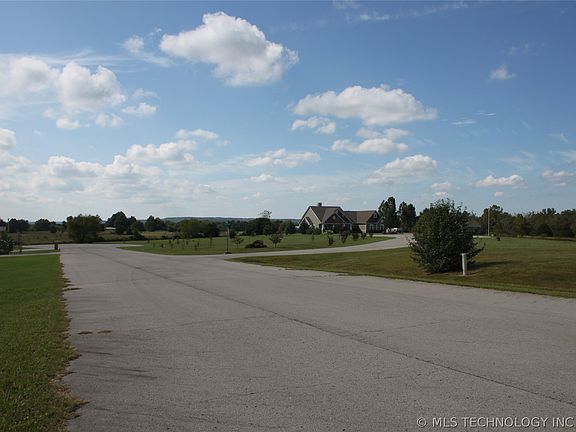 2nd image of 15582 N 22nd East Ave