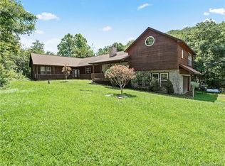 513 Old Fort Rd, Fairview, NC 28730