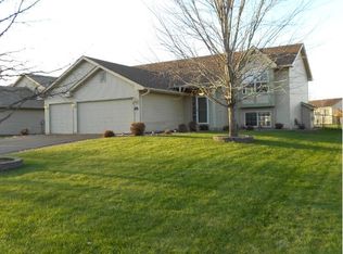 839 Lodge Dr, Jordan, MN 55352