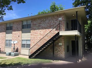 401 Park Rd #A, College Station, TX 77840